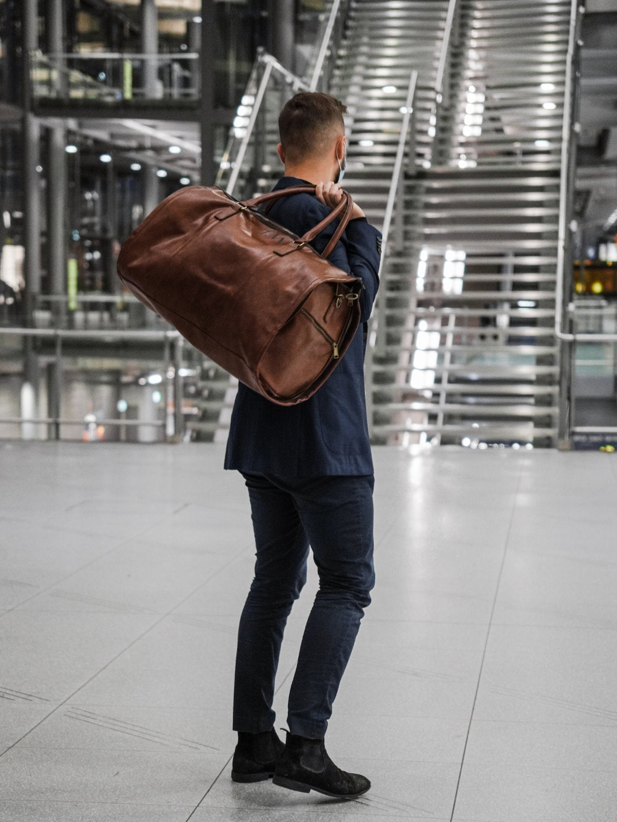 Weekender Reisetasche am Flughafen