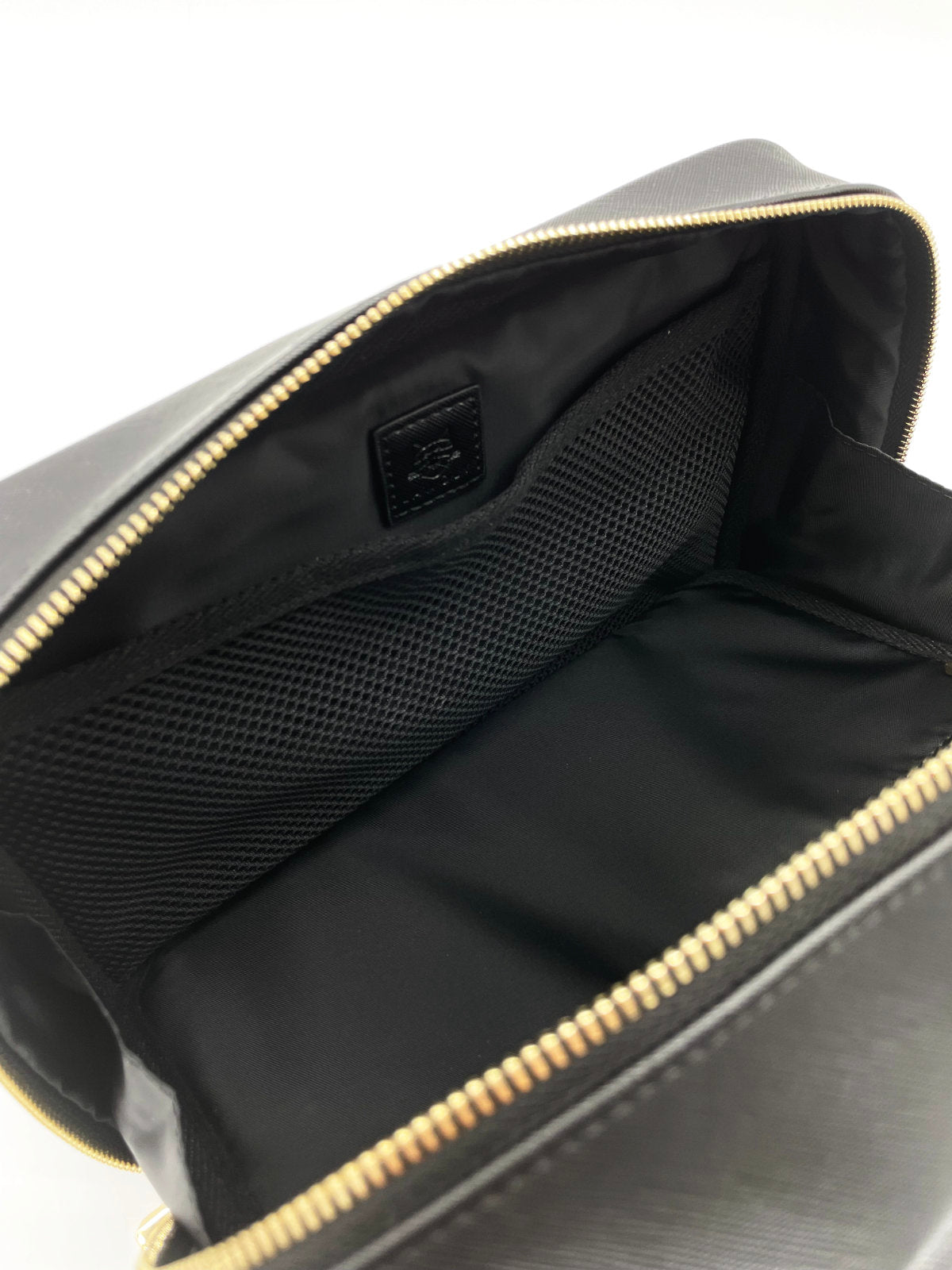 Vegane Wickeltasche Innennetz mit Logo in Schwarz