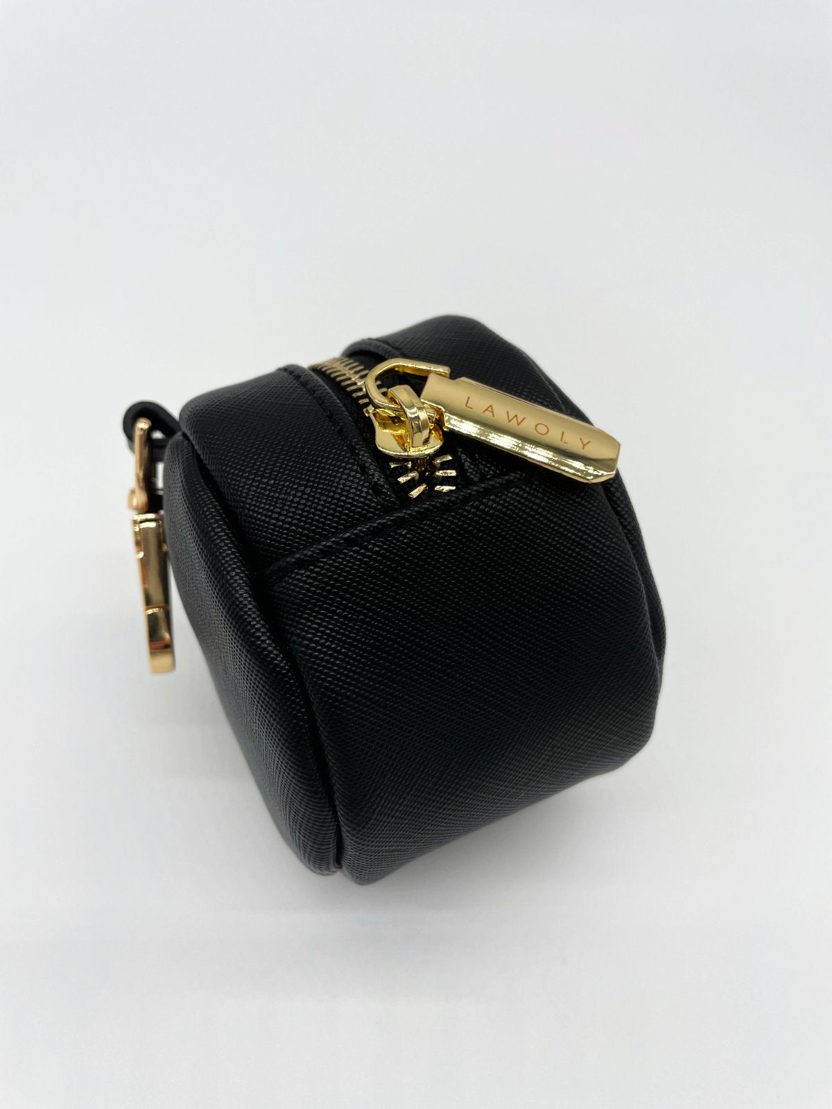 Schnullertasche für vegane Wickeltasche in Schwarz